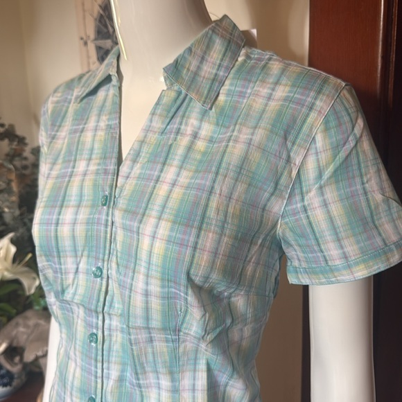 NWT northern reflections size small cotton Plaid Button-Up Women’s Top - Picture 2 of 6
